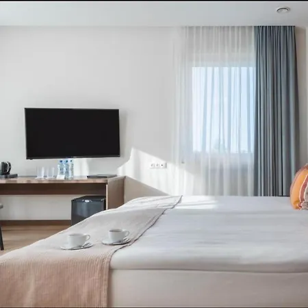 מלון - Sea View!! 3*